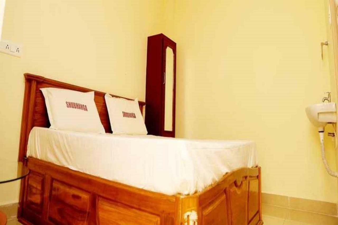 Shubhanga Residency Шрикалахащи Екстериор снимка